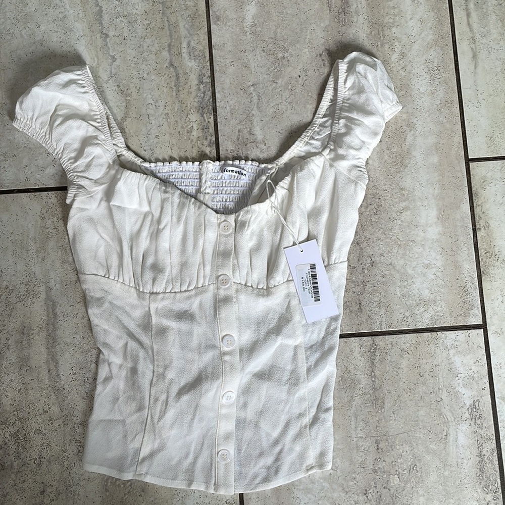 Reformation NWT White Baby Doll Off the Shoulder Viscose Top Size 8 - Picture 4 of 7